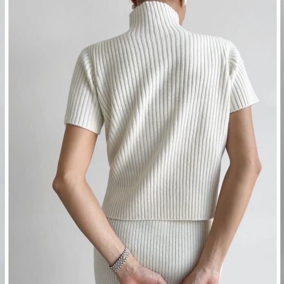 Solid High Neck Split Ribbed
Knit Two Pieces Skirt Set - Picture 2 of 5